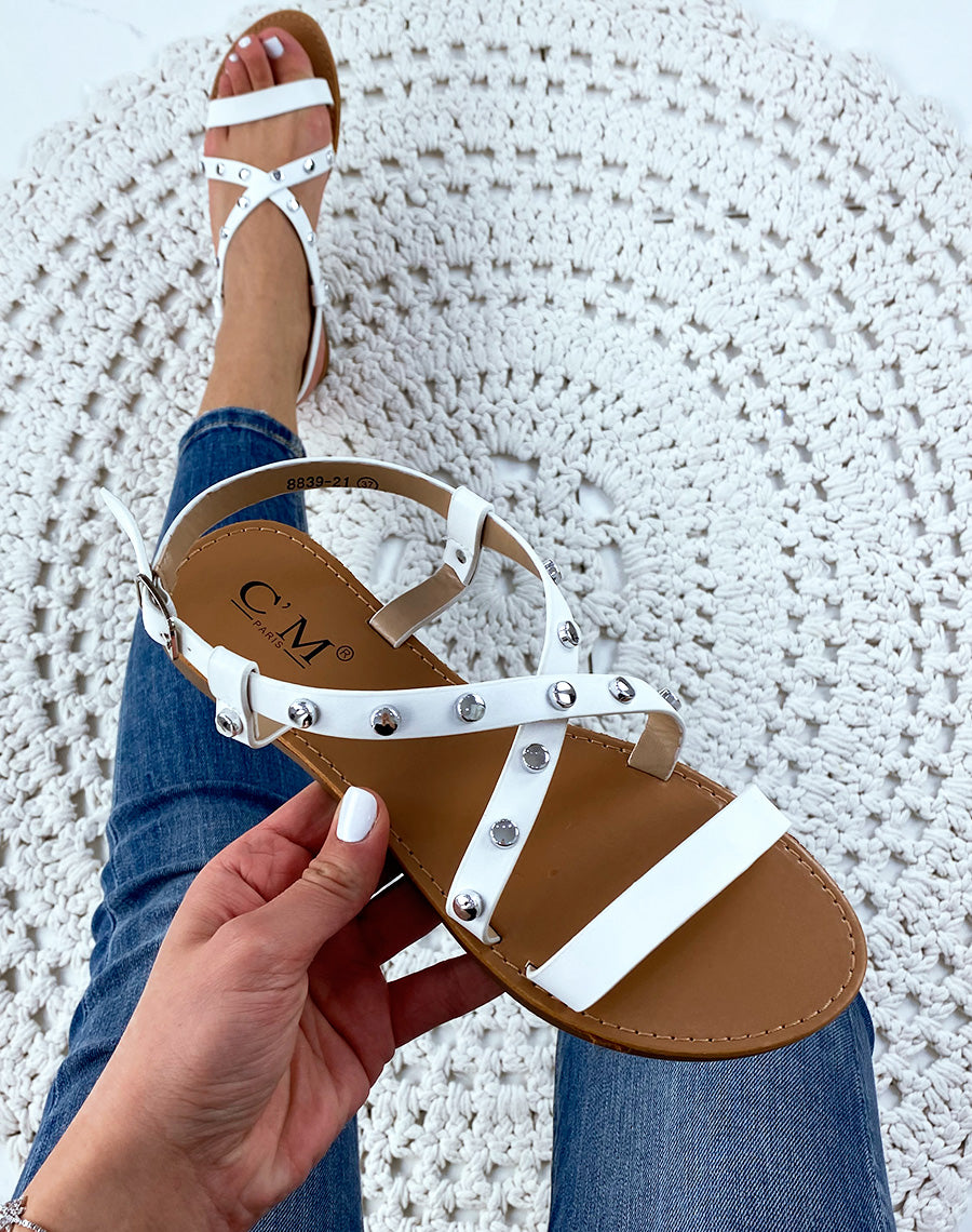 Nu-pieds cloutées blanches