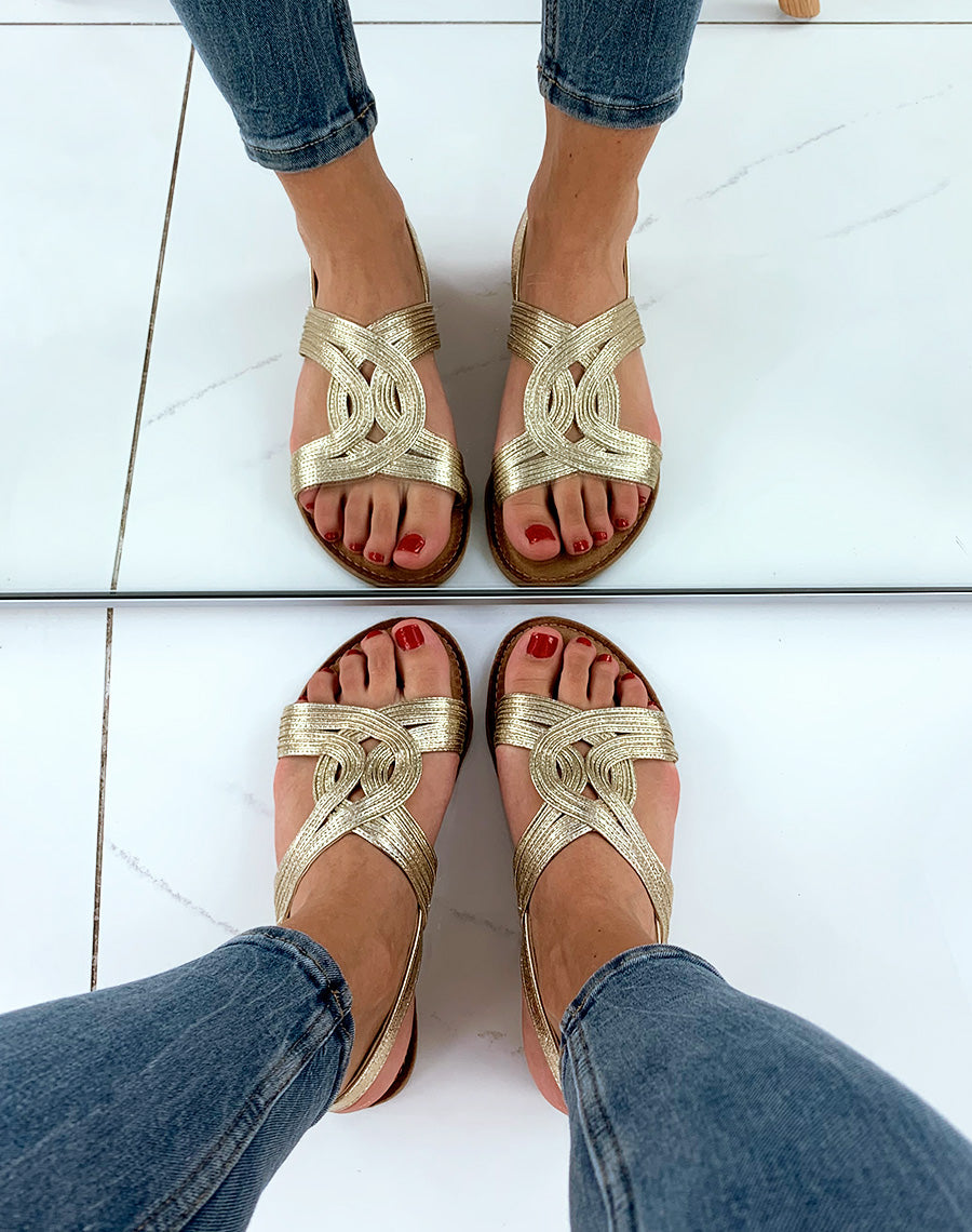 Nu-pieds dorées en serpentine