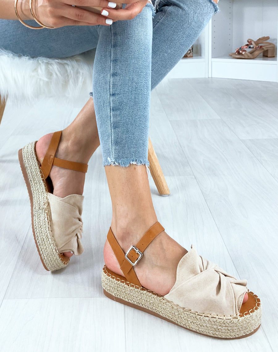 Nu-pieds en suédine beiges à plateforme et lanières camel