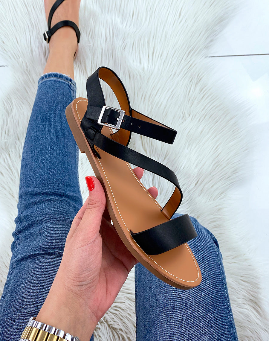 Nu-pieds noirs à brides asymétriques