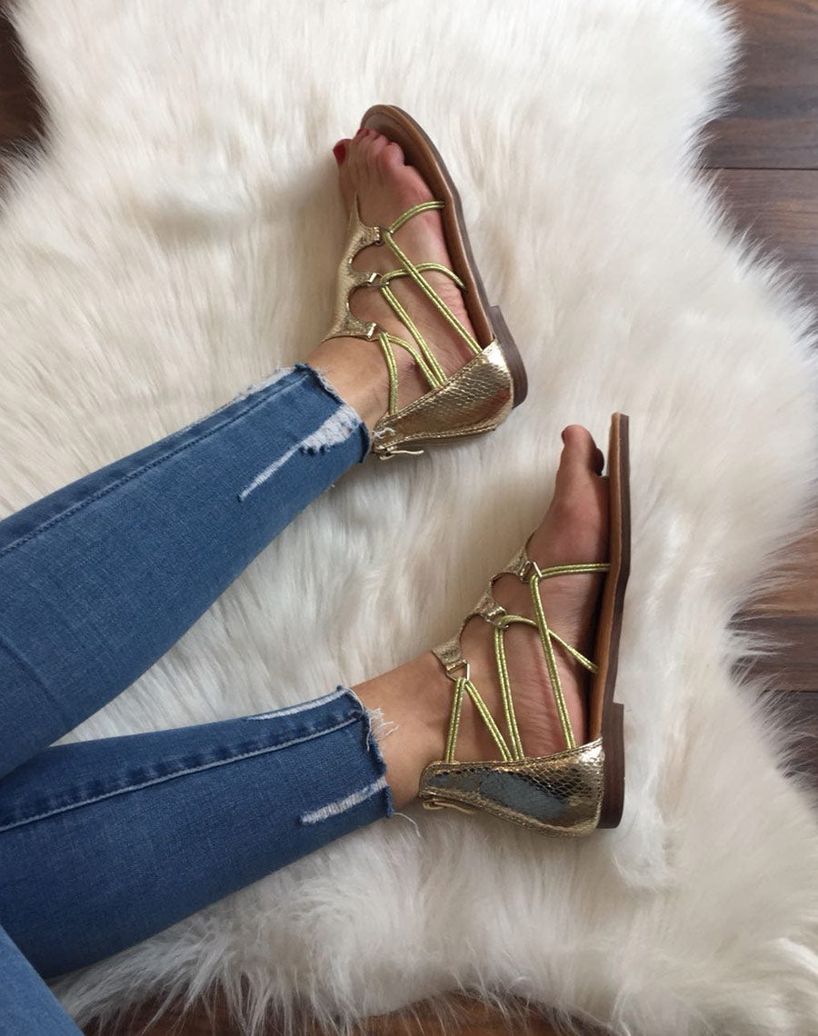 Nu-pieds or effets croco