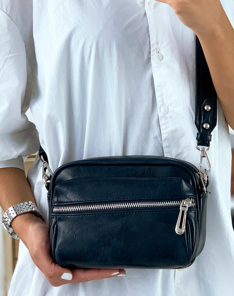 Pochette bandoulière à poche frontale bleue nuit