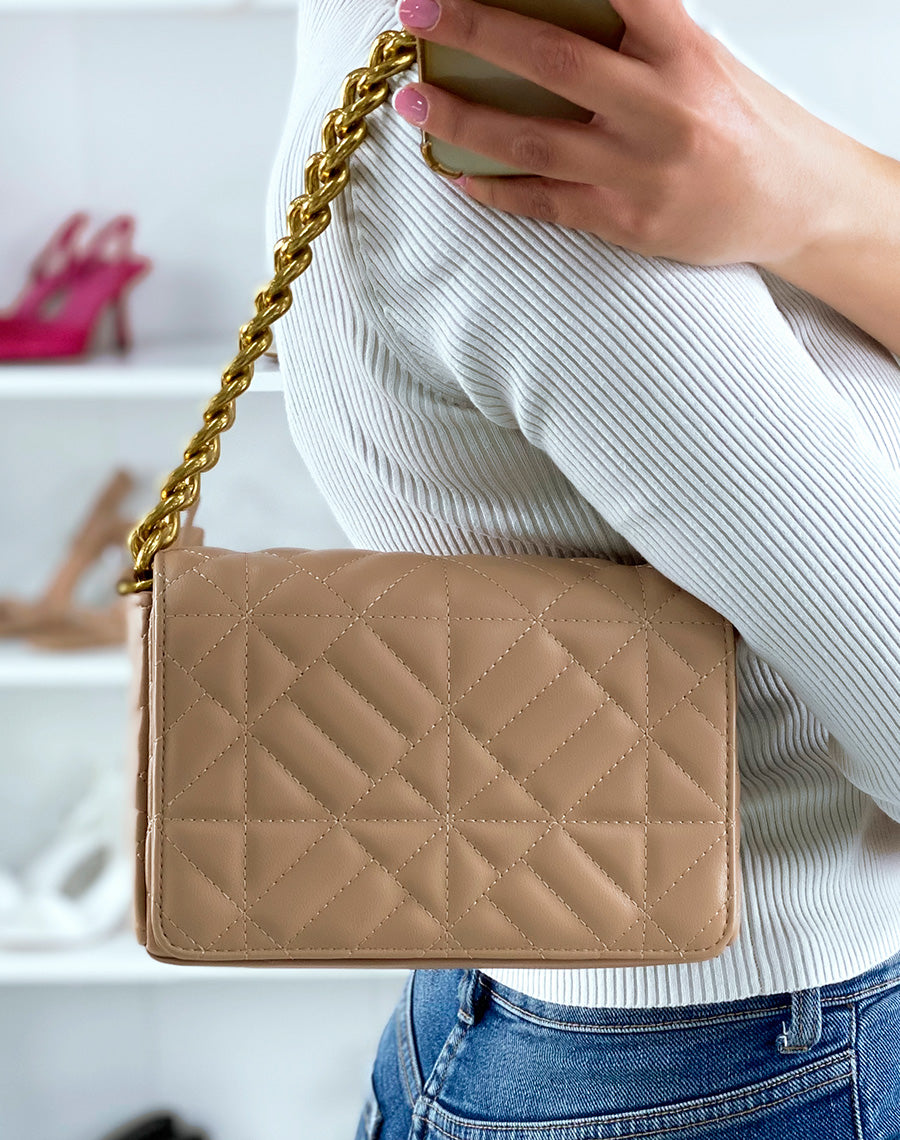 Sac bandoulière beige matelassé à grosse chaîne dorée