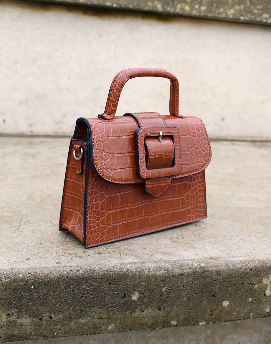 Sac bandoulière camel à grosse sangle effet croco