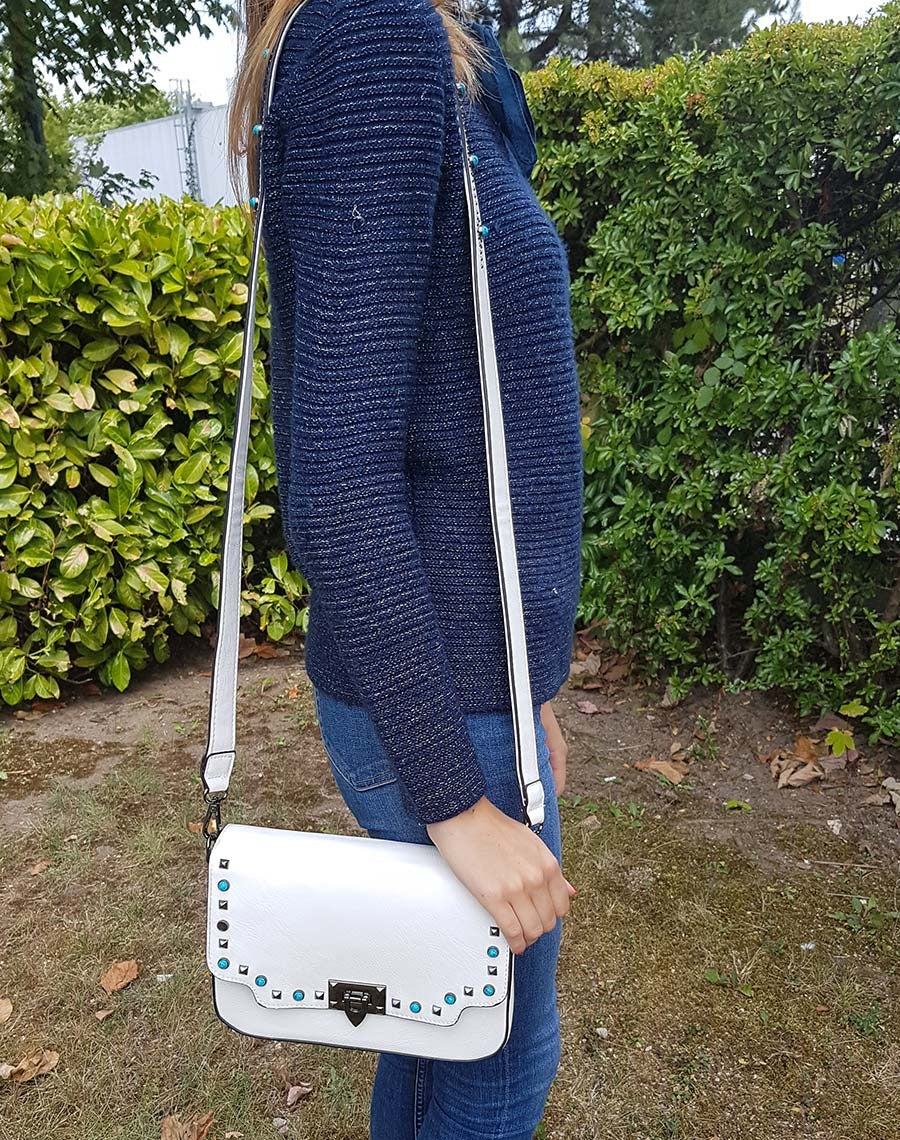 Sac bandoulière clouté blanc
