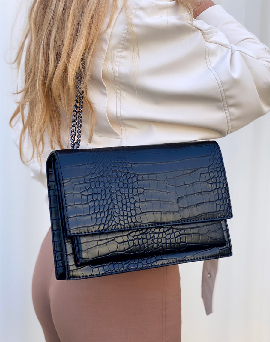 Sac bandoulière noir effet croco