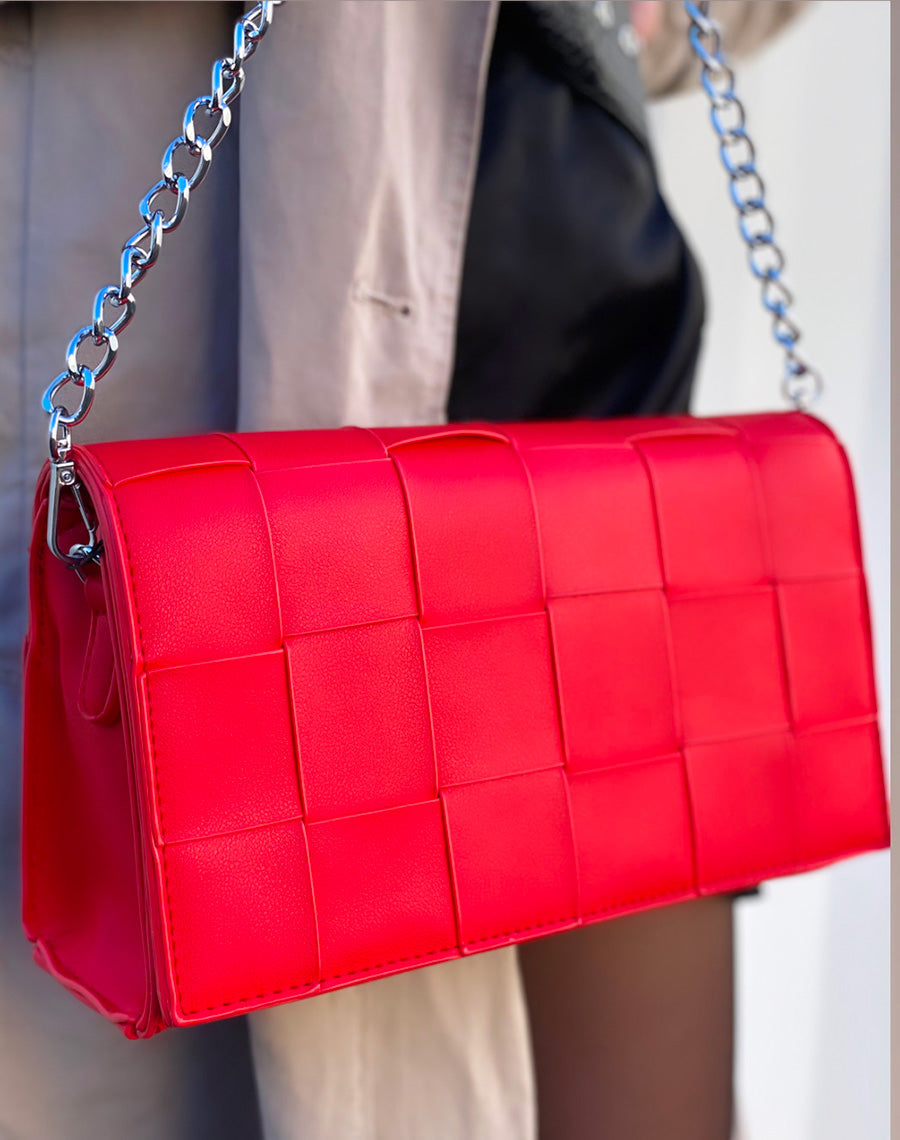 Sac bandoulière rouge effet damier