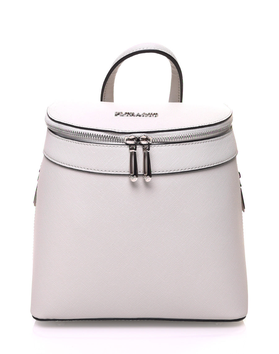 Sac à dos gris clair rigide à fermetures éclaires