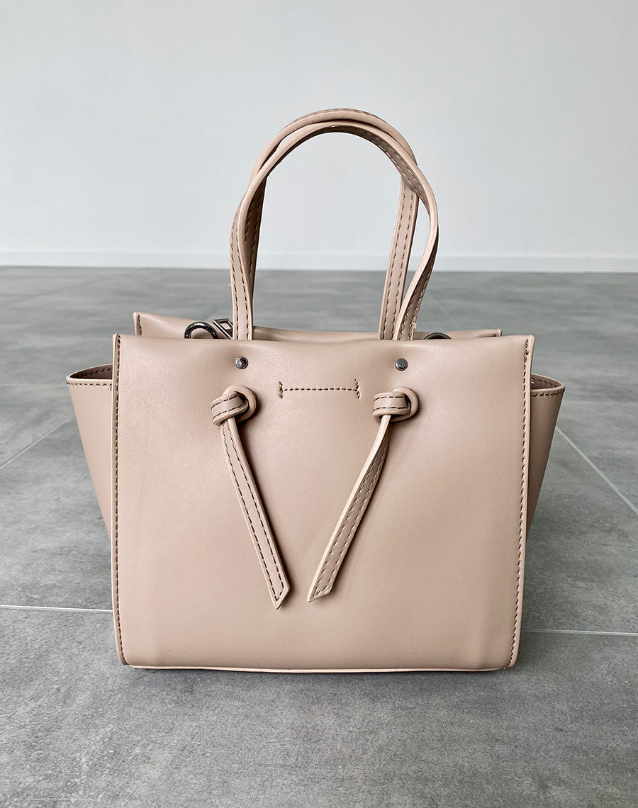 Sac en bandoulière beige mat