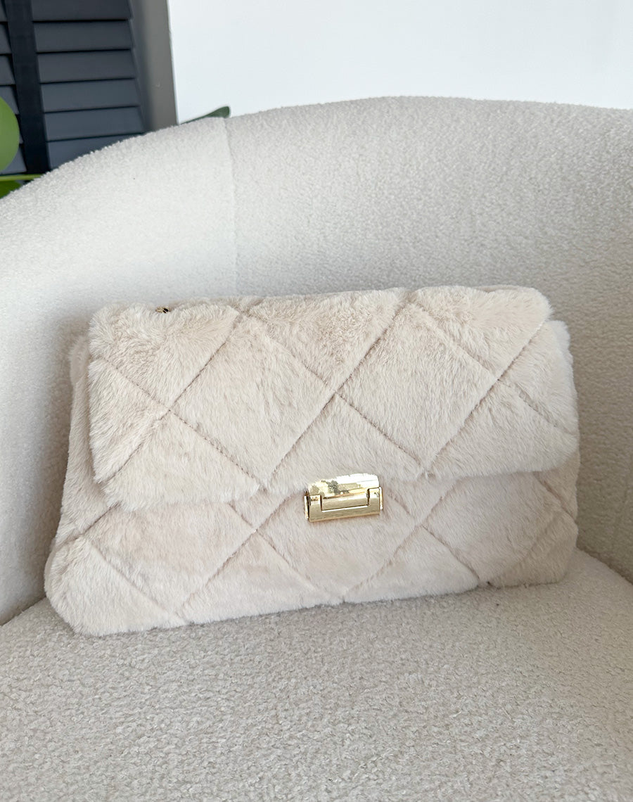 Sac à main beige fausse fourrure