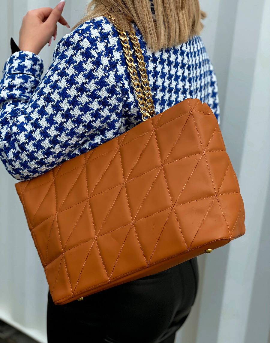 Sac à main camel matelassé à chaine dorée 