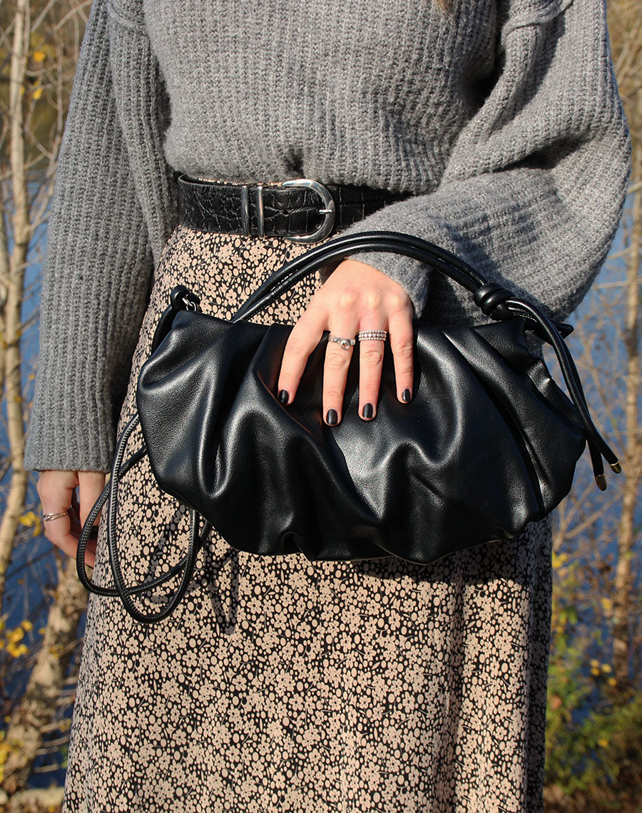 Sac à main forme besace noir
