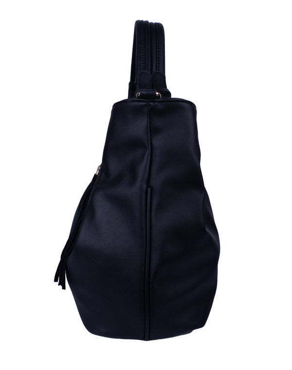 Sac à main noir avec pampilles 