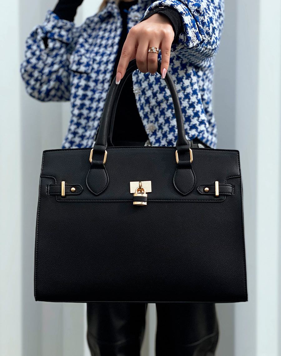 Sac à main noir à détails dorés 
