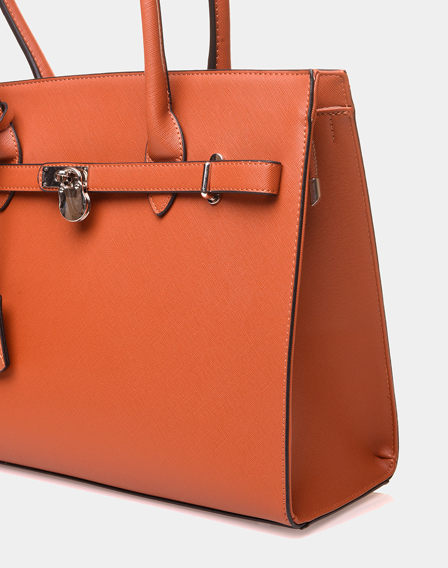 Sac à main type cabas élégant camel