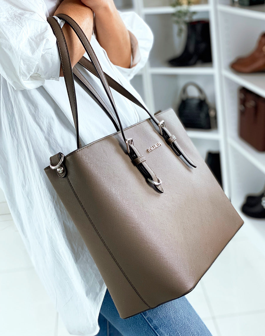 Sac à main type cabat taupe foncé en simili cuir