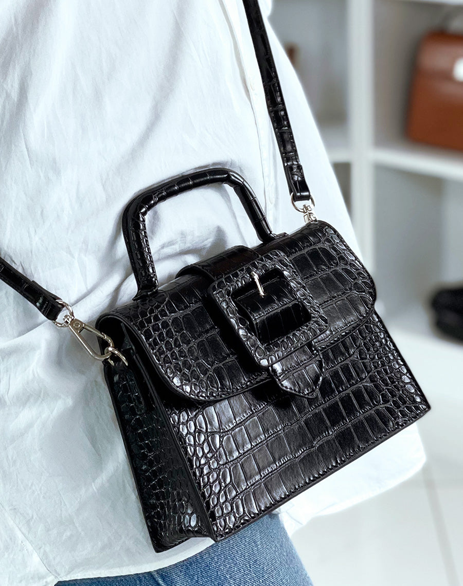 Sac mini noir effet croco à sangle carré