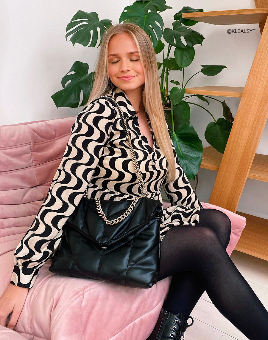 Sac noir bandoulière à chaine argentée