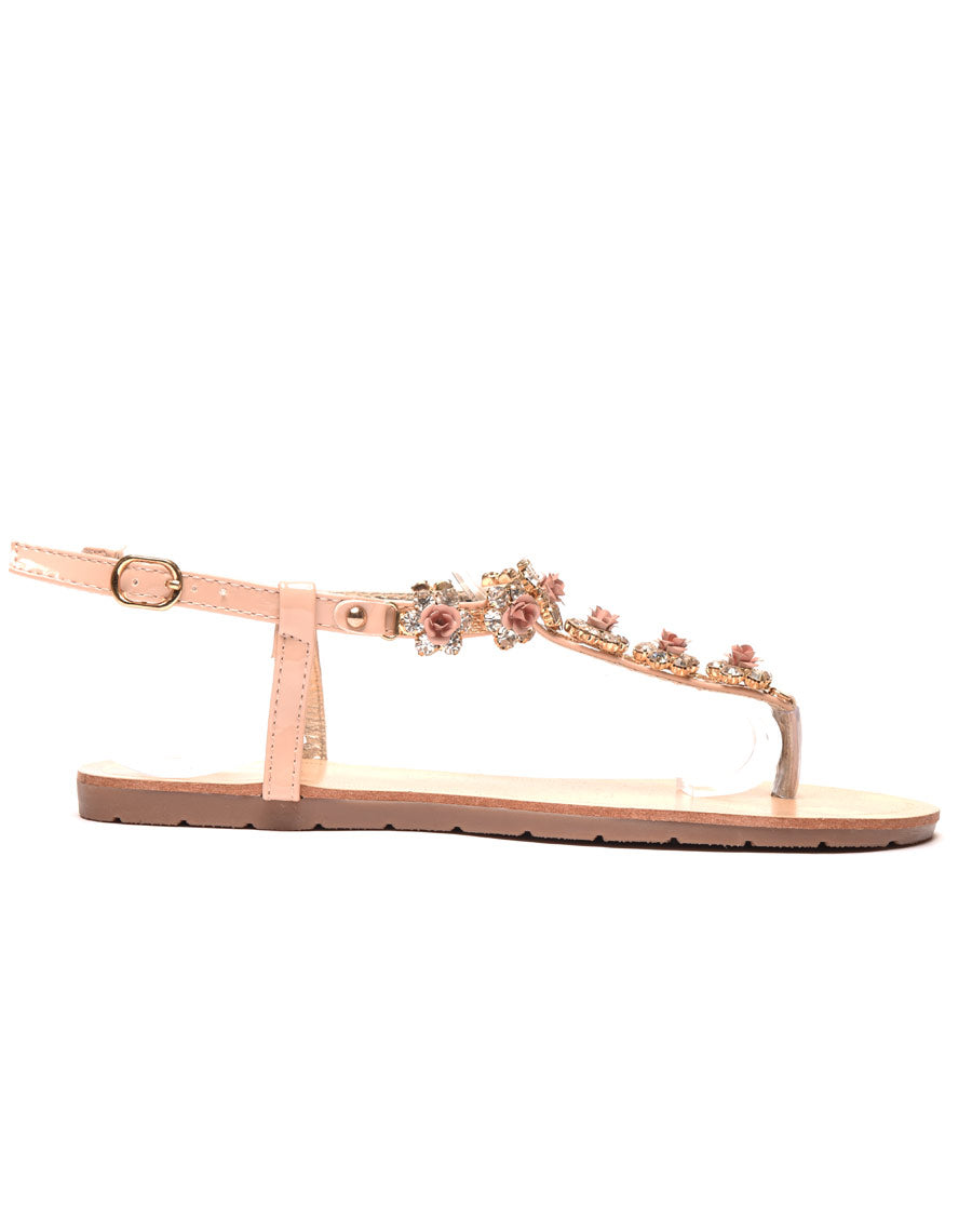 Sandale rose avec des perles en fleurs