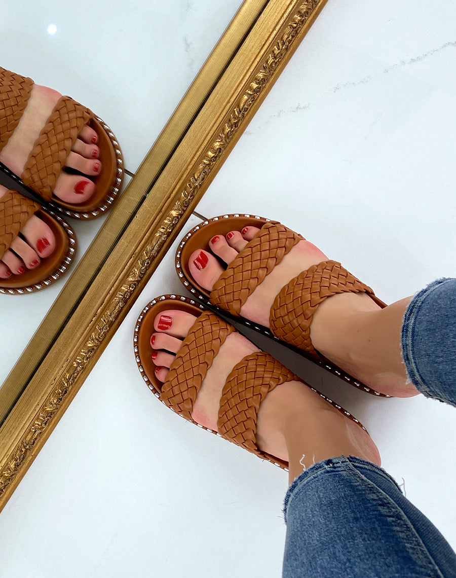 Sandales camel à doubles brides tressées