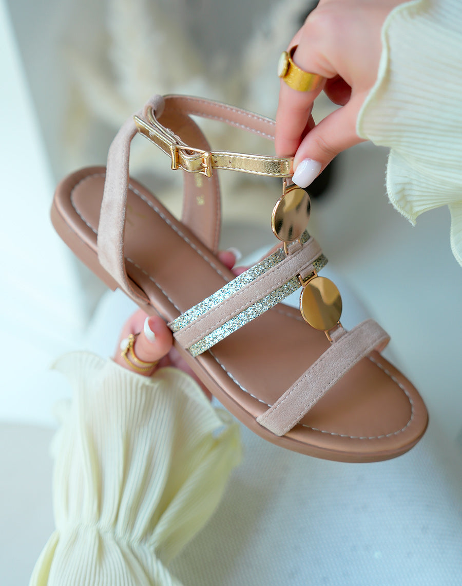 Sandales femme plates bi-couleurs taupe en suédine et doré brillant