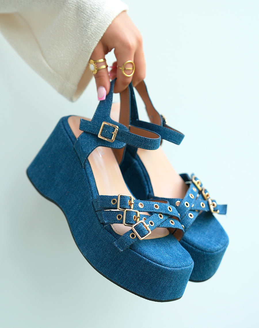Sandales plateforme femme jean foncé tendance avec lanières cloutées