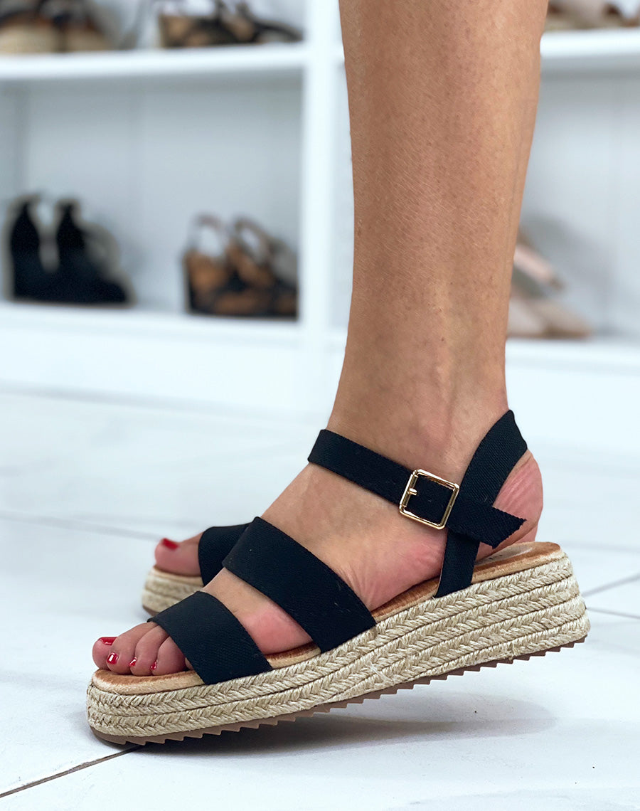 Sandales plates noires à doubles sangles en toile avec plateforme en jute