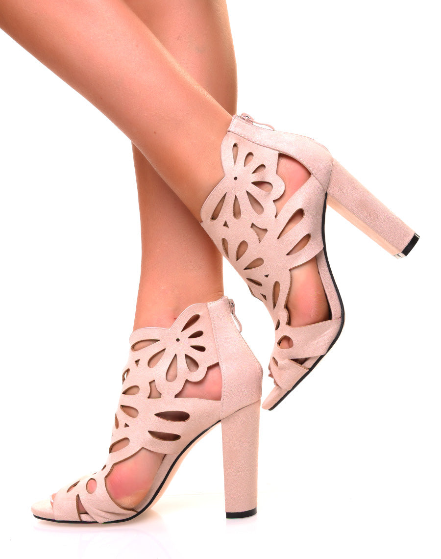 Sandales à talons ajourées en suédine beiges