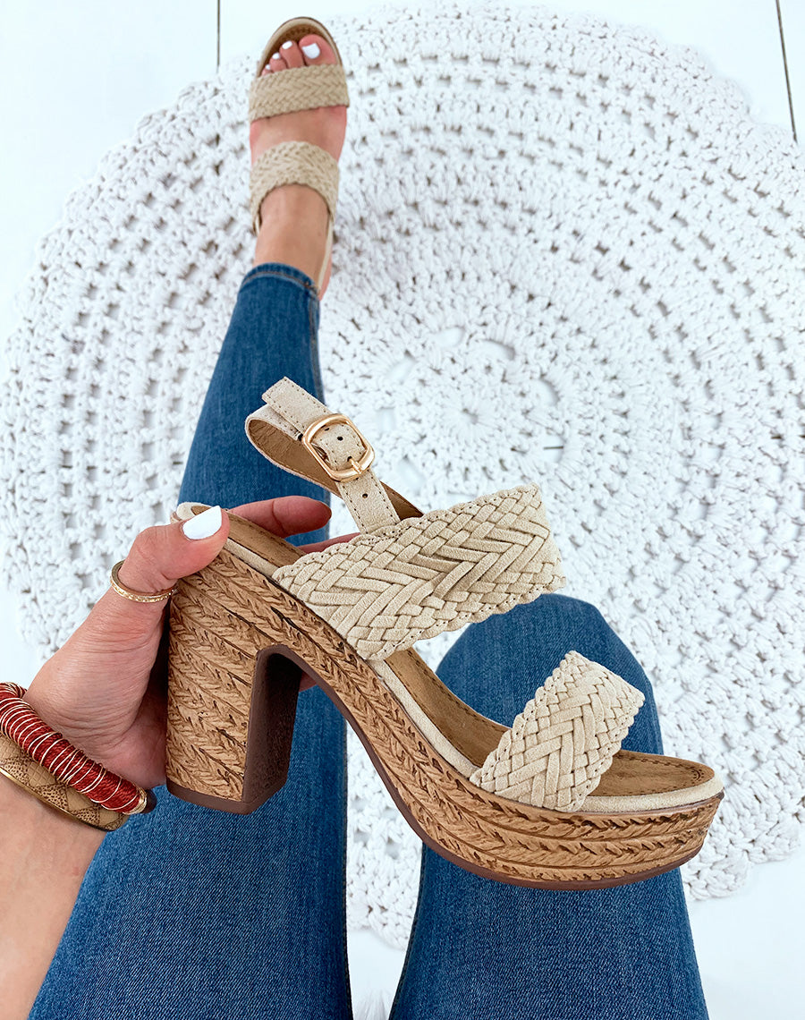 Sandales à talons beige